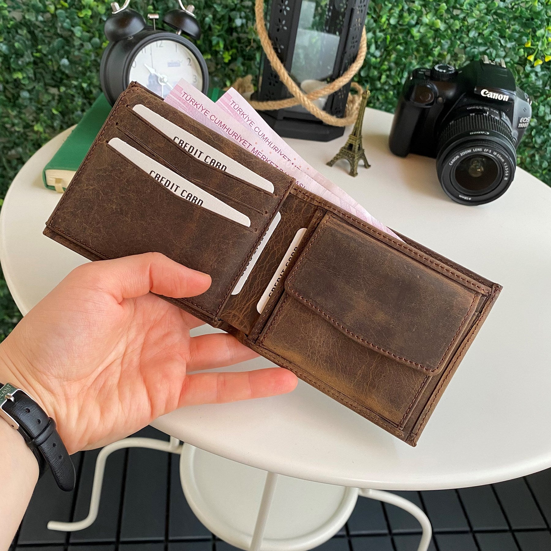 Zendar - Genuine Leather Classic Trifold Men's Wallet